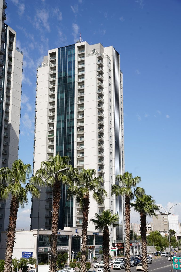 Zanyari Towers — image 1